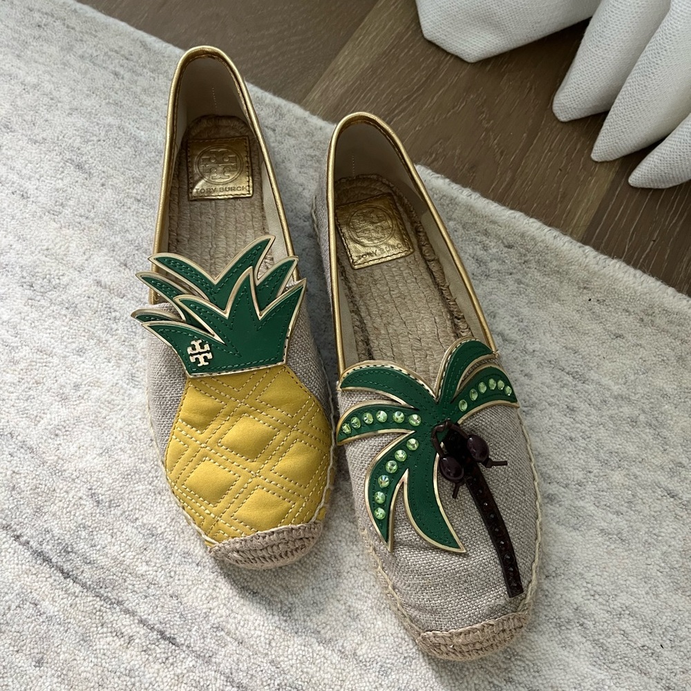 Tory Burch Espadrille Flats/Slip-ons - Size 7 (fits like 6/6.5) - Tropical